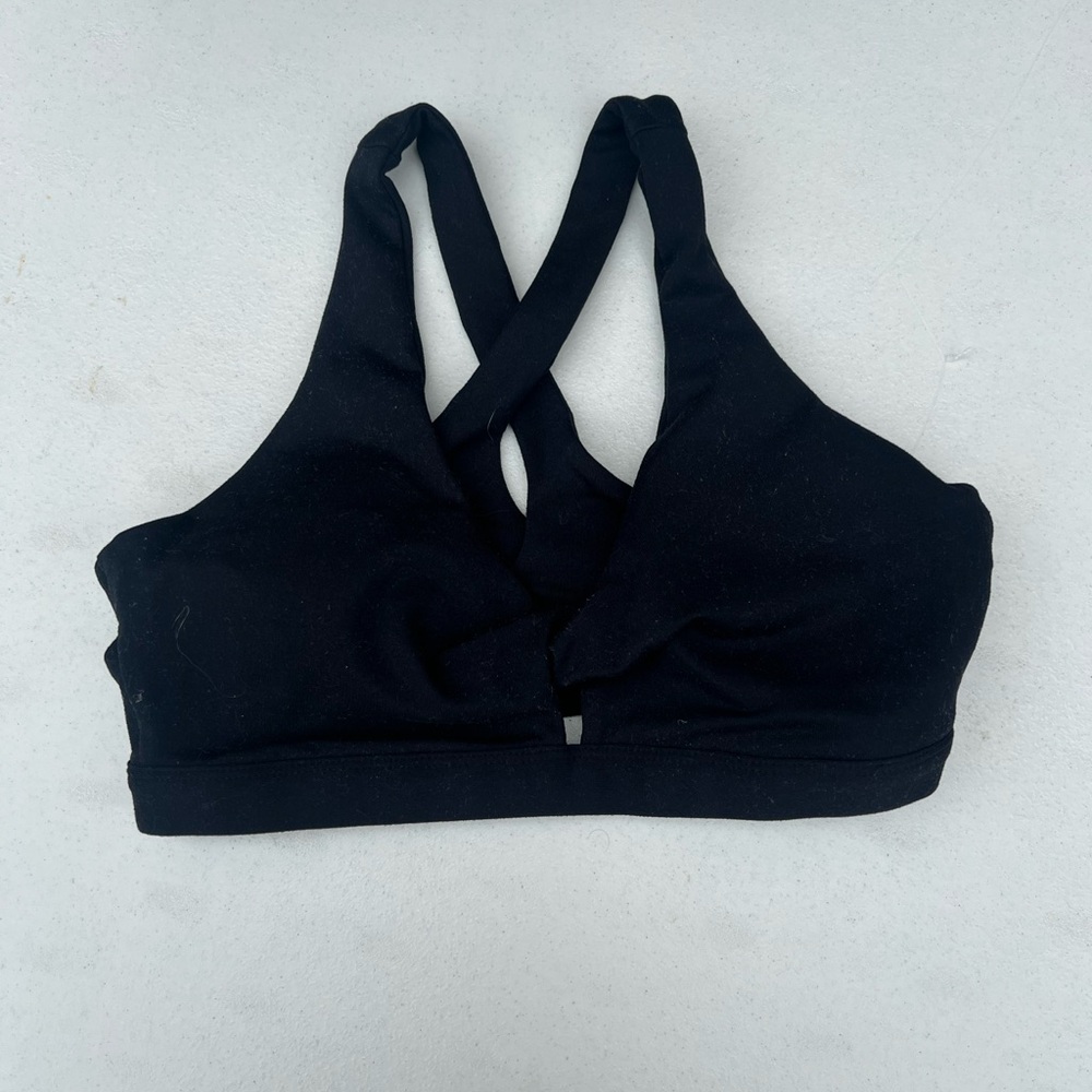 Fabletics sports bra